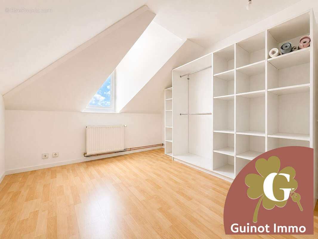 Appartement à LILLEBONNE