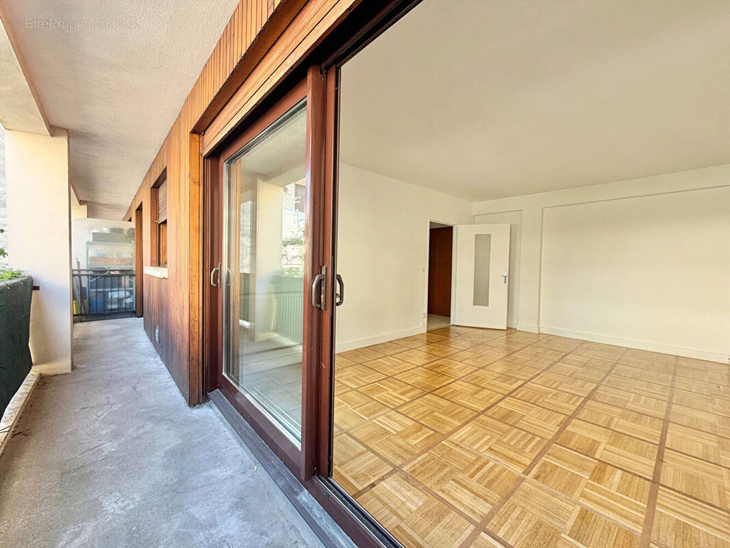 Appartement à FONTENAY-SOUS-BOIS