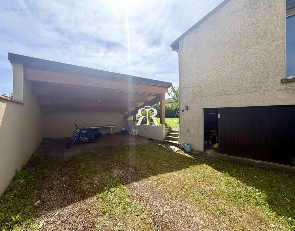 Maison d'architecte avec piscine et beaux volumes - photo 25