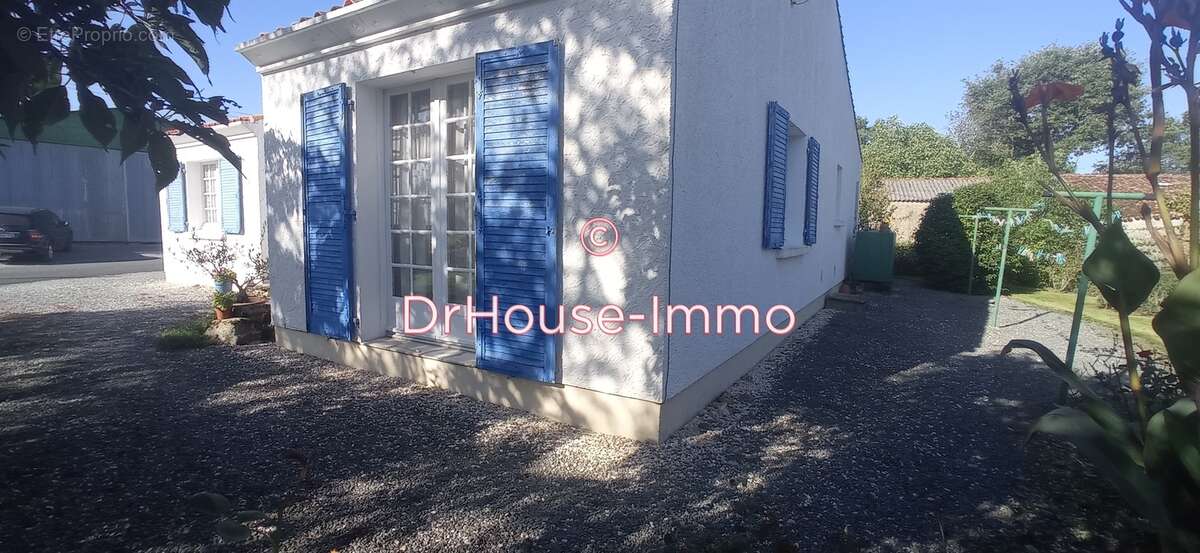 Maison à COMMEQUIERS