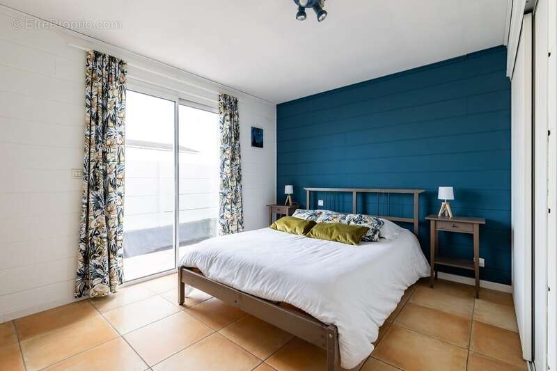 Commerce à GUJAN-MESTRAS