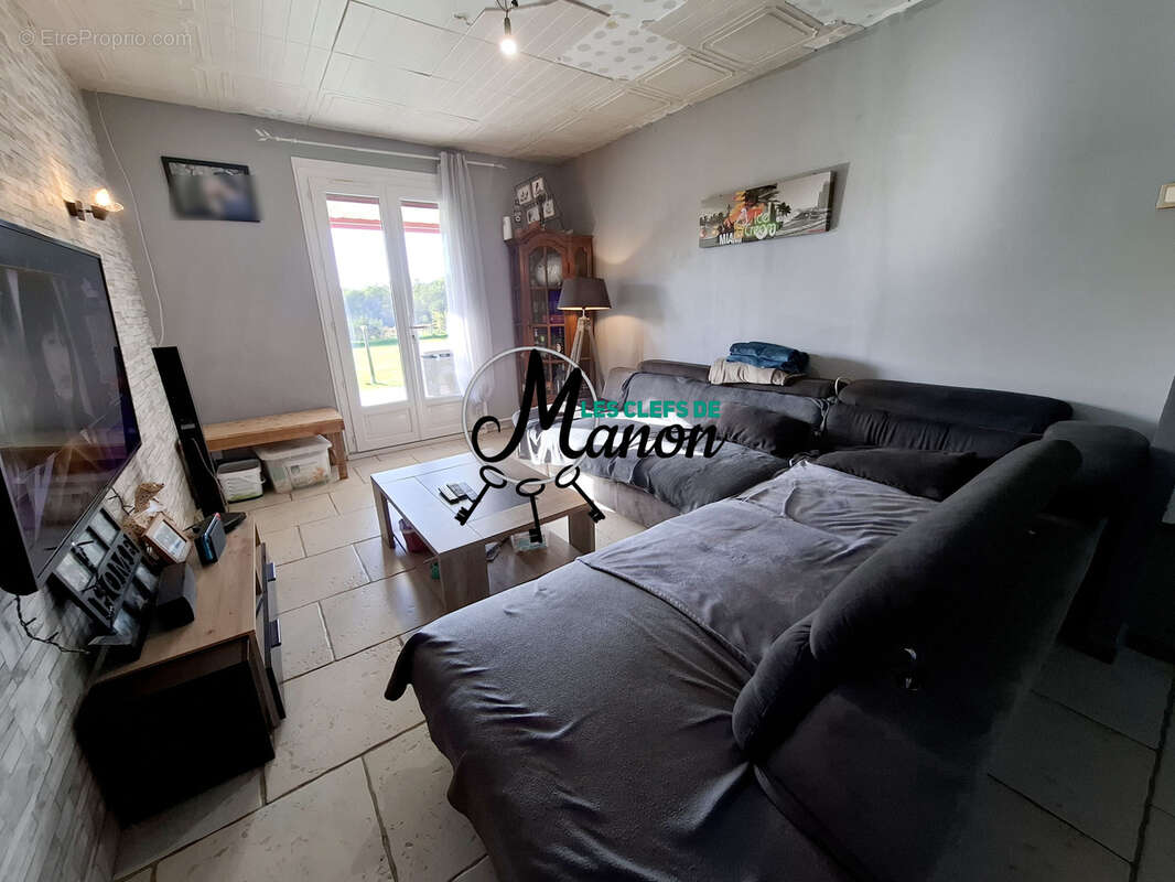 Maison à SAINT-LEGER-LA-MONTAGNE