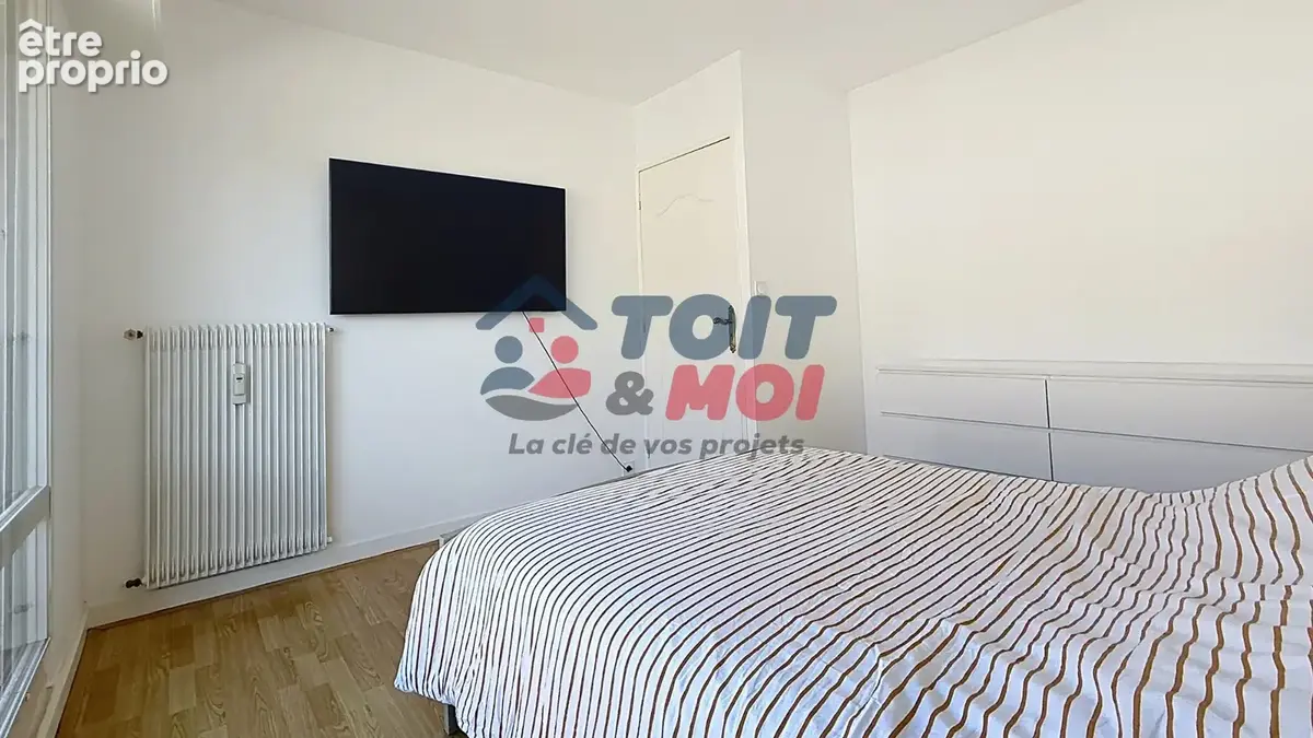 Appartement T4 de 87 m2 entièrement rénové   Double séjour   Balcon - photo 8