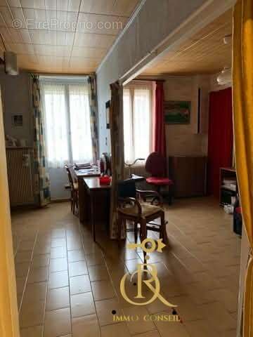 Maison à COMMENTRY