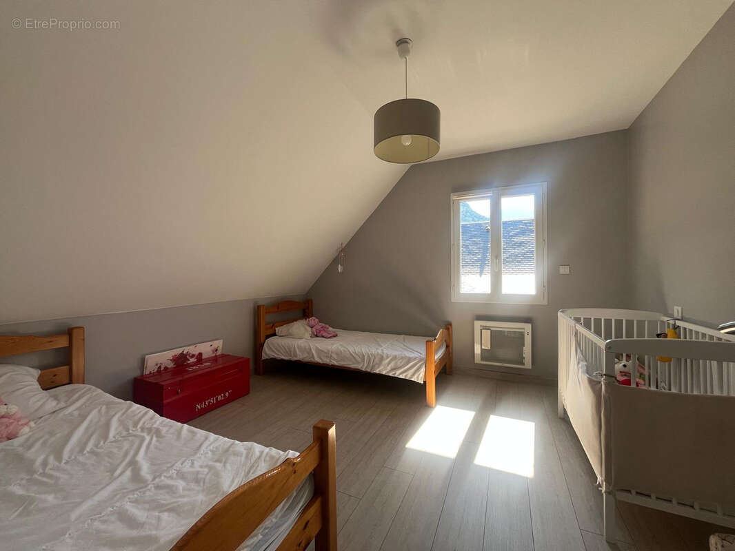 Maison contemporaine de 2015 - 4 chambres   Véranda   Garage   Carport camping-car - photo 14