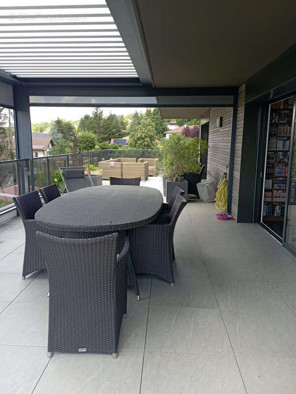 Appartement à VETRAZ-MONTHOUX