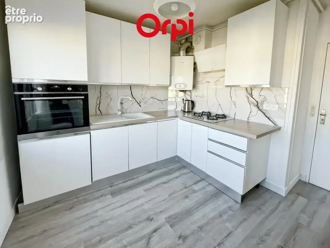 Appartement À Vendre F3 situé à Brunoy avec cave plus place de parking - photo 5
