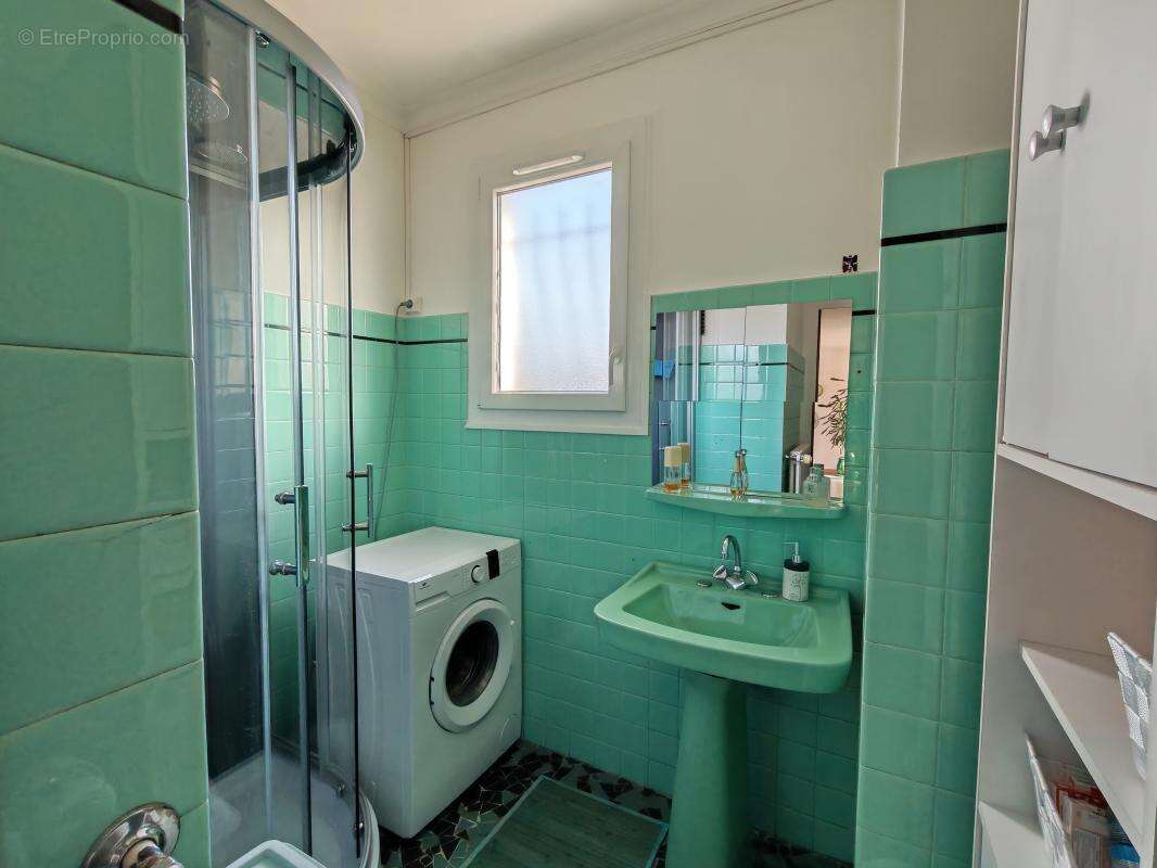 Appartement à MEYZIEU