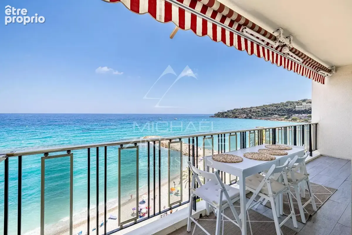 Appartement à ROQUEBRUNE-CAP-MARTIN