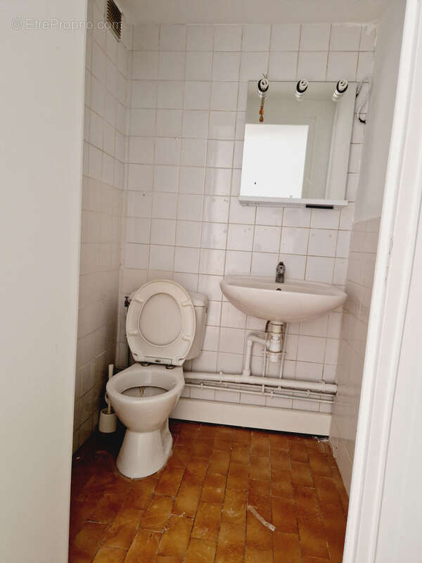 Commerce à GRUISSAN