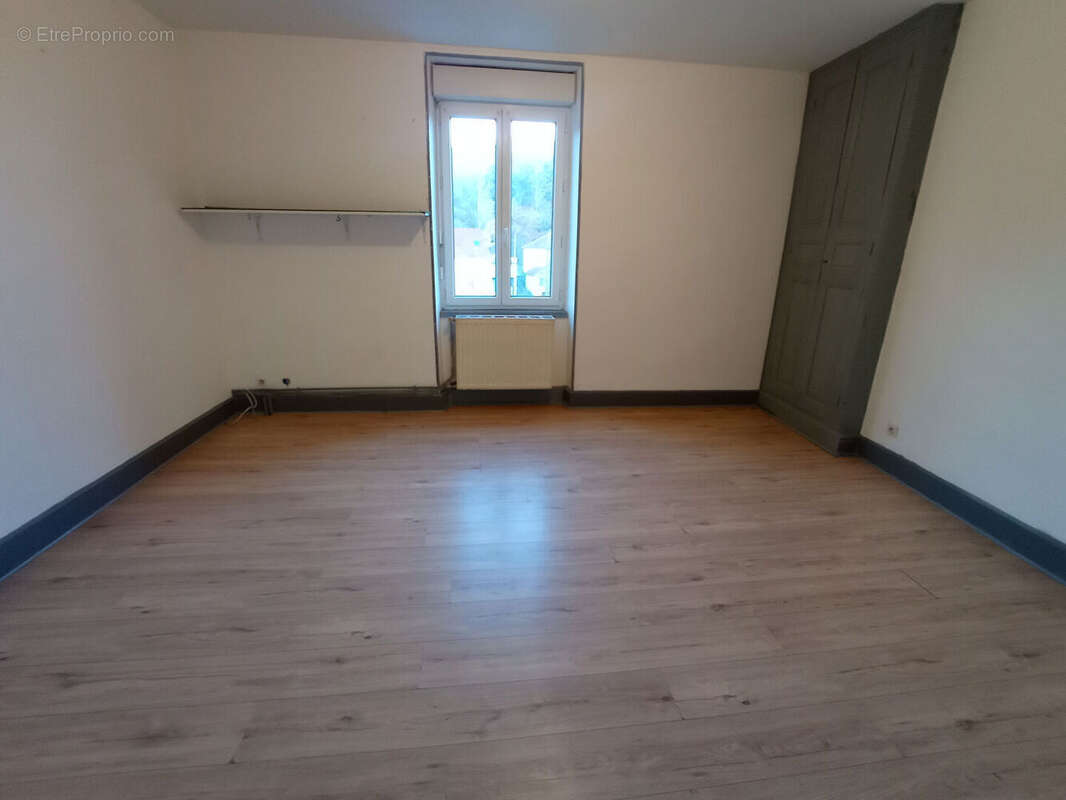 Appartement à SAINT-ELOY-LES-MINES