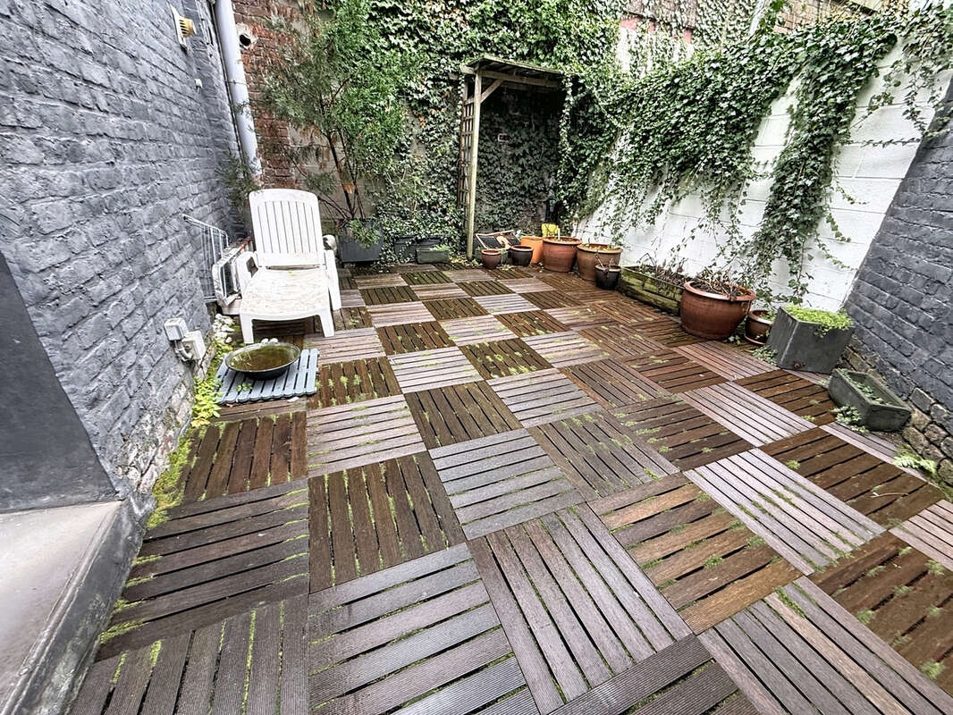 TOURCOING Flocon, proche Mouvaux, dans une petite copropriété de 9 lots, Ce loft de 192m2 a pris pla - photo 12