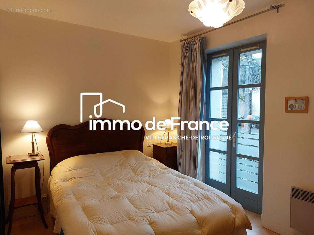Immeuble de rapport  333 m2+ jardin -5 logements - photo 6