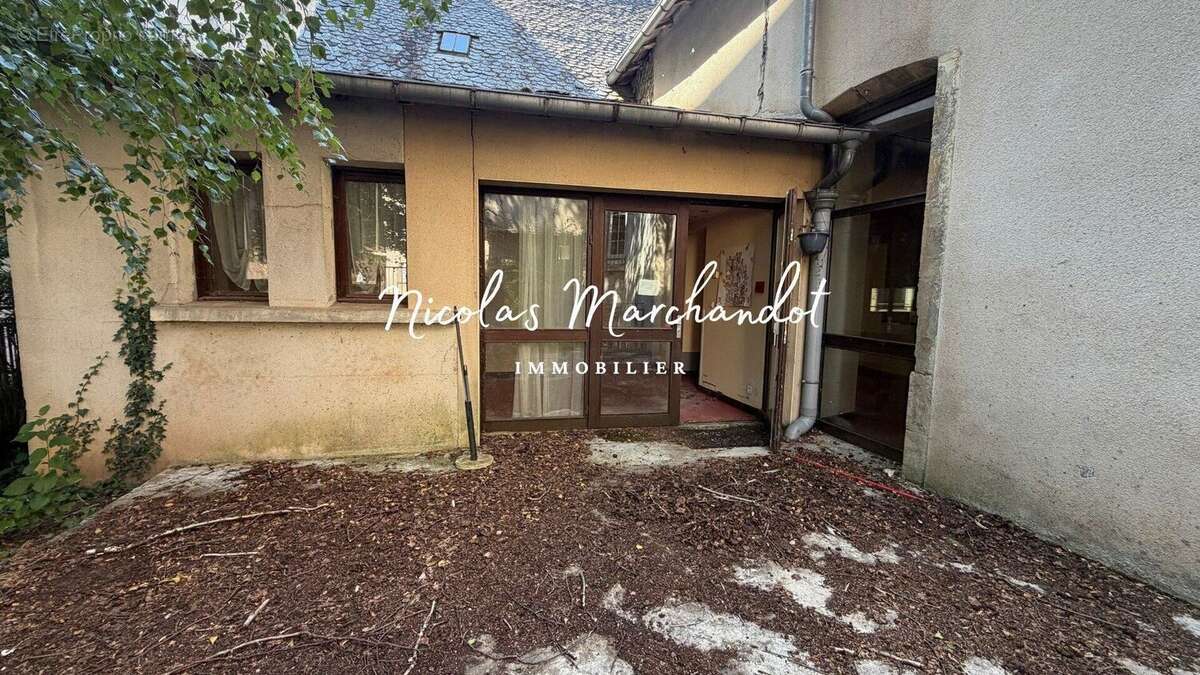Appartement 146 m² à Rodez  - photo 9