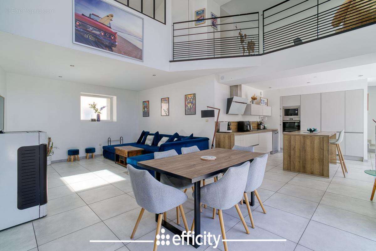Maison 160 m² à Moidieu-Detourbe  - photo 10