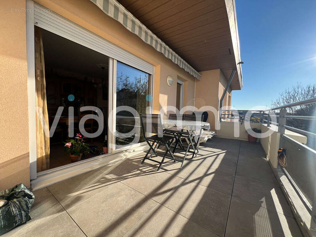 Appartement à CHARNAY-LES-MACON