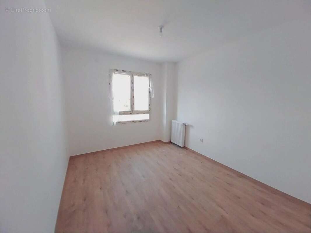 Maison à COGNIN-LES-GORGES