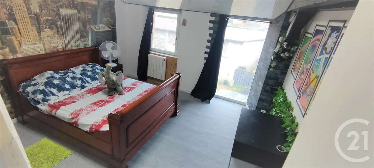 Maison à SAINT-QUENTIN-SUR-COOLE