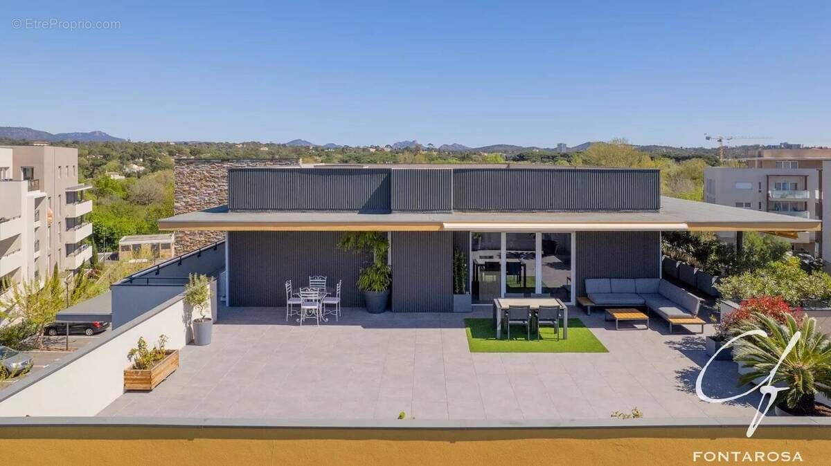 Appartement à FREJUS