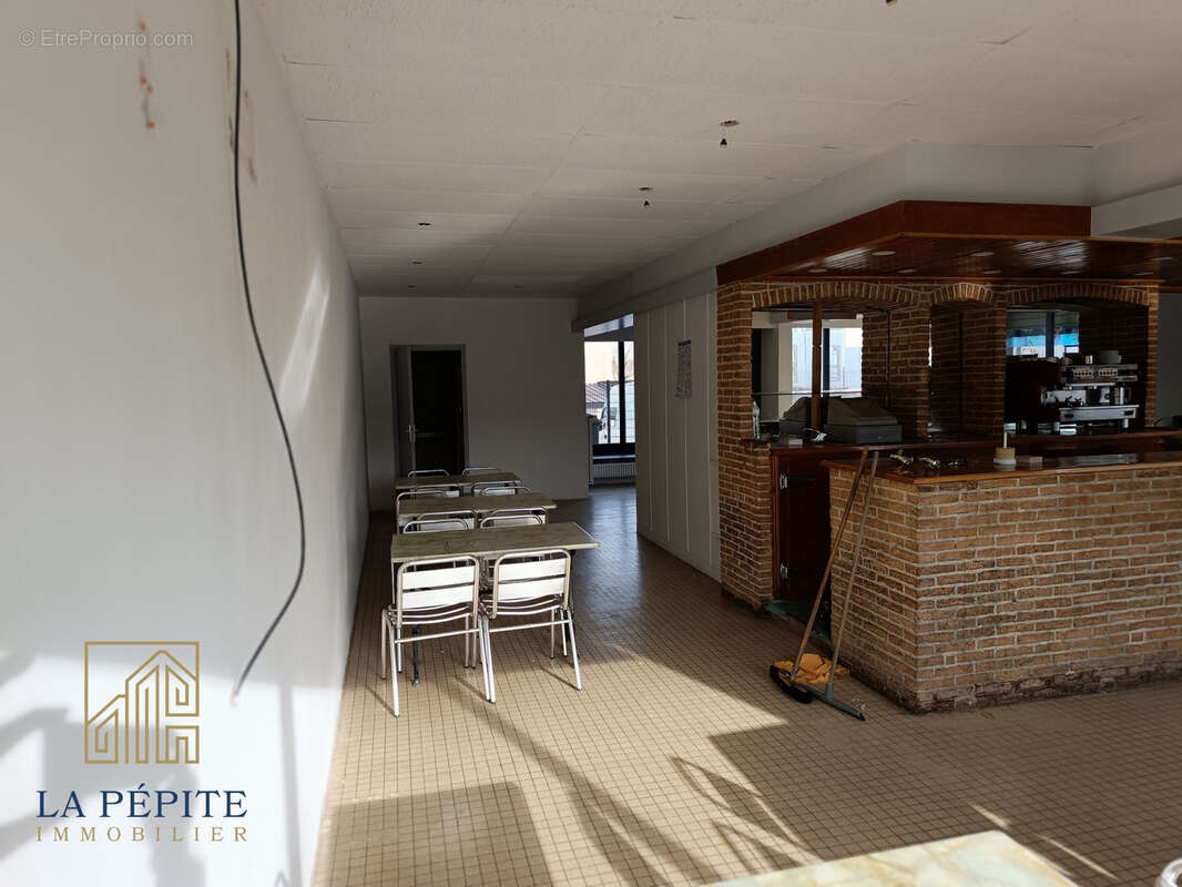 Commerce à DOUCHY-LES-MINES