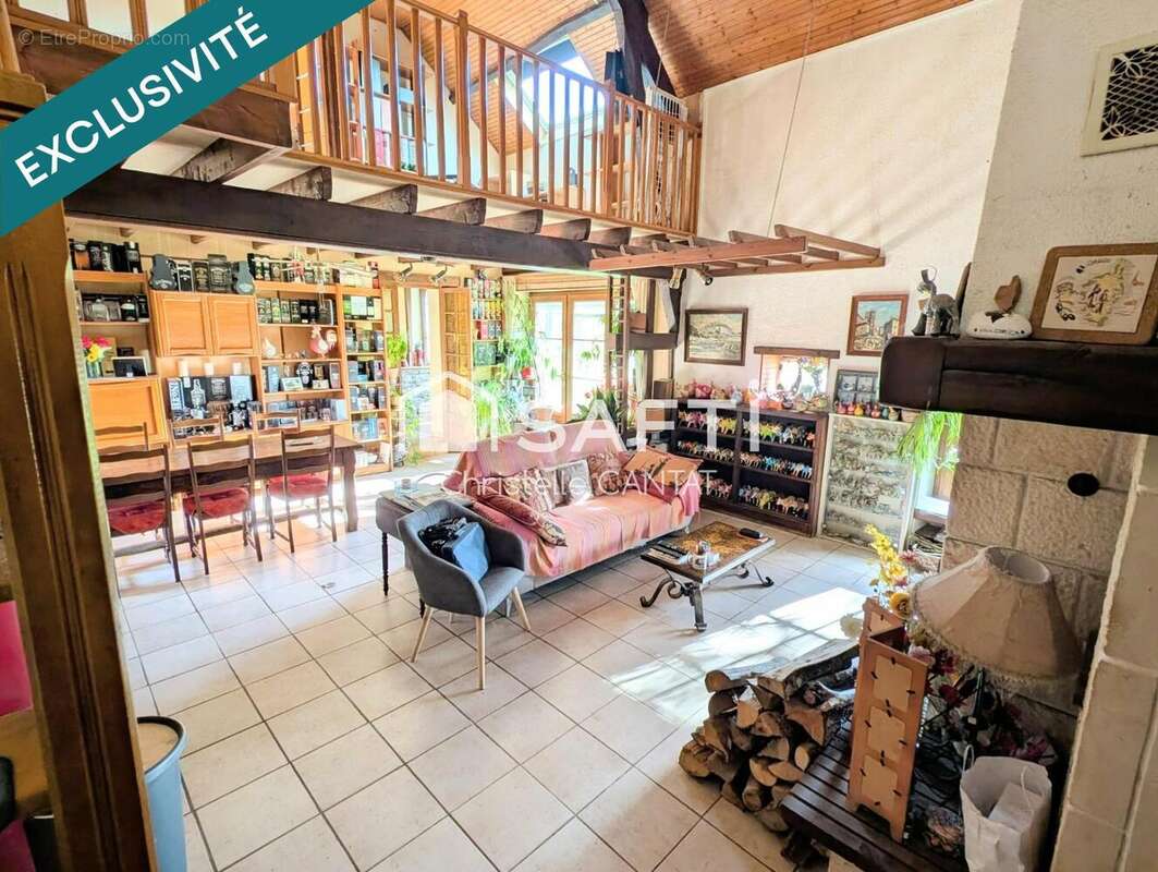 Photo 8 - Maison à VIPLAIX