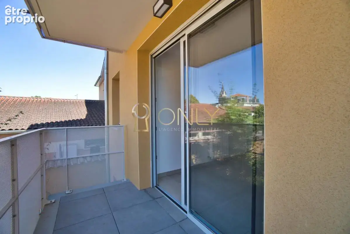 Quincieux- Appartement T2 - Centre Village - photo 2