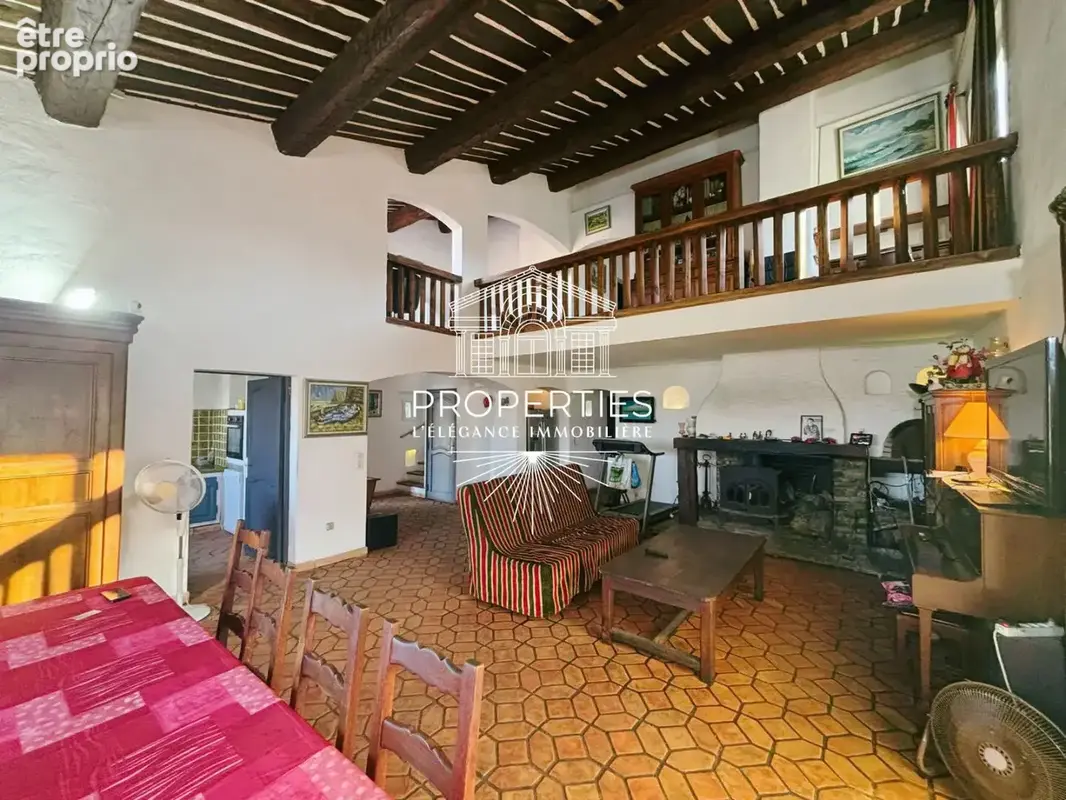 Le lavandou - maison indépendante - 6 pièces - 204 m² - 4 chambres - garage - photo 2