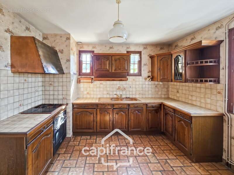 PRÉMERY (58) – Maison familiale de 144 m² sur sous-sol complet – 4 chambres – Terrain arboré de 2 014 m² - photo 6