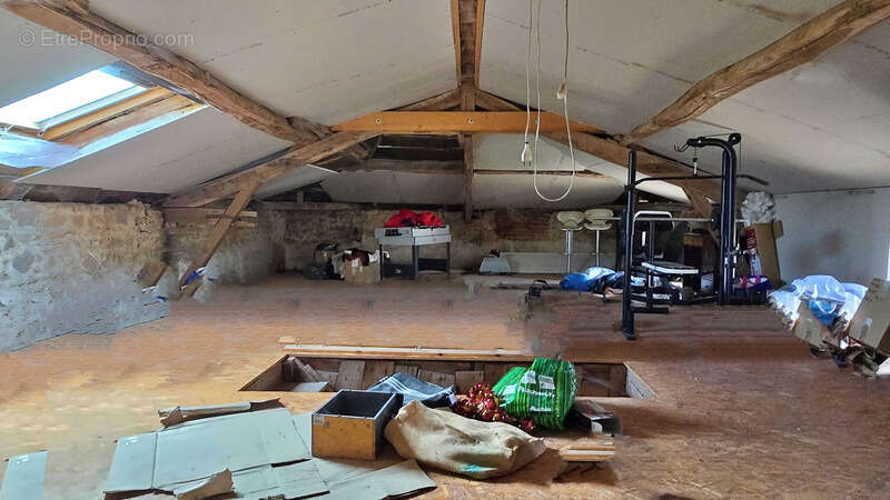 Maison à ORADOUR-SUR-GLANE