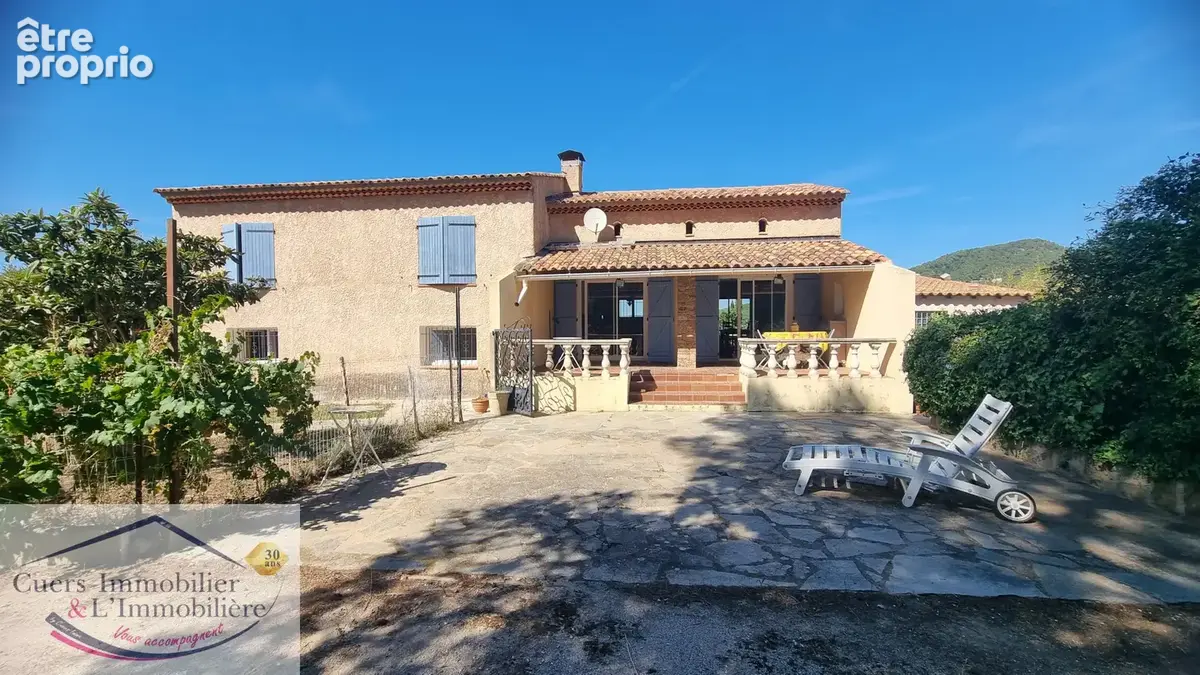 Carqueiranne, canebas, villa 160m2 avec 2 logements - photo 8