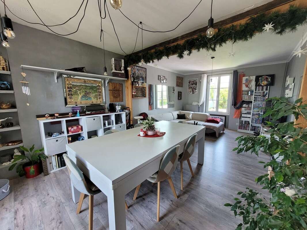 Maison 99 m² à Nogent-Le-Rotrou  - photo 2