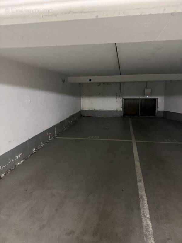 Parking à ARCUEIL
