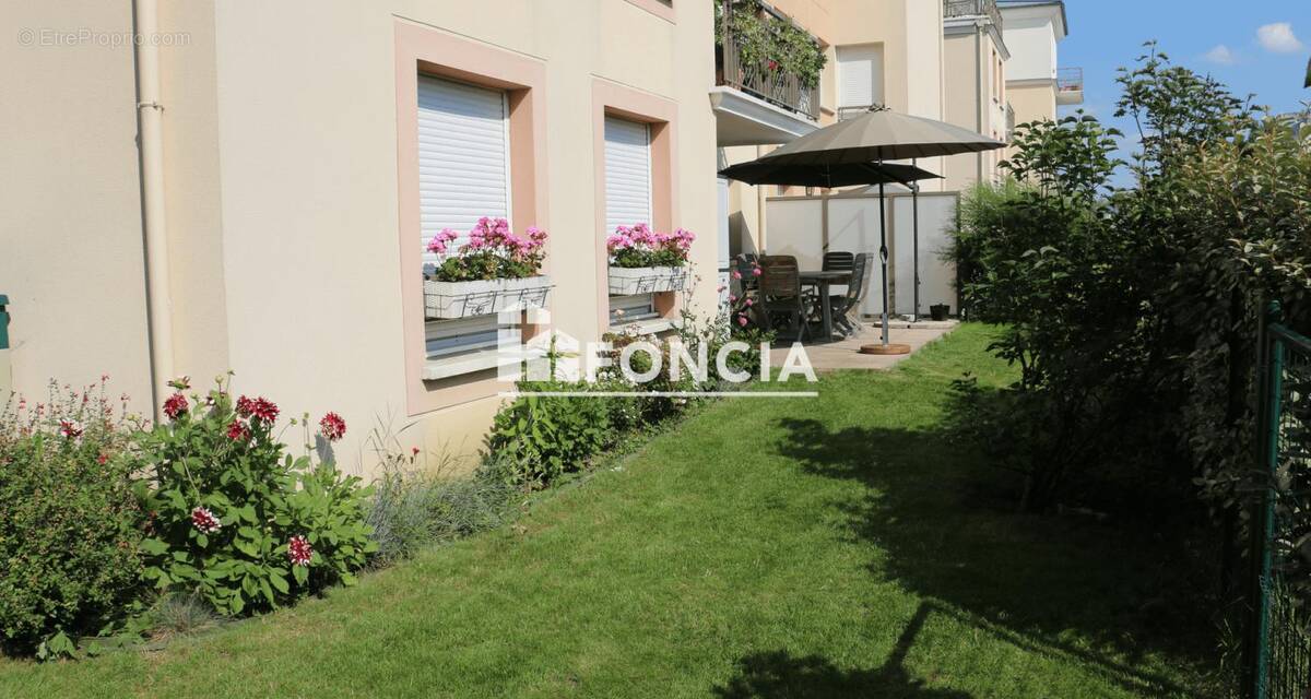 Appartement à VIGNEUX-SUR-SEINE