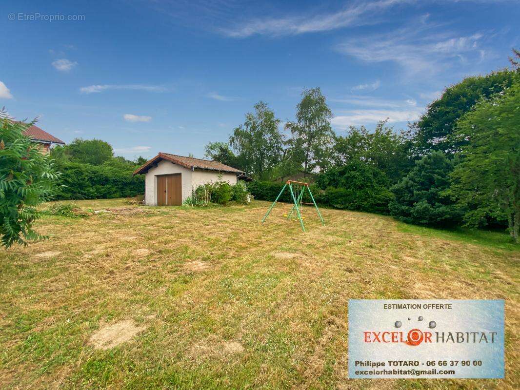 Belle maison en pierre avec vue imprenable, jardin et dépendances garage – Beaujolais Vert - photo 10