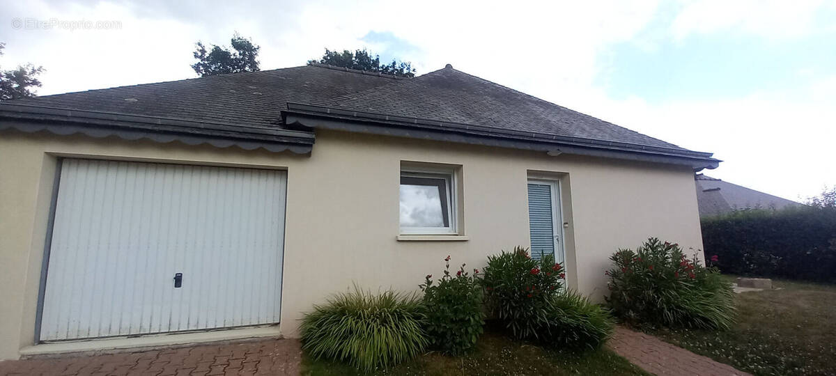 Maison à PLOUISY