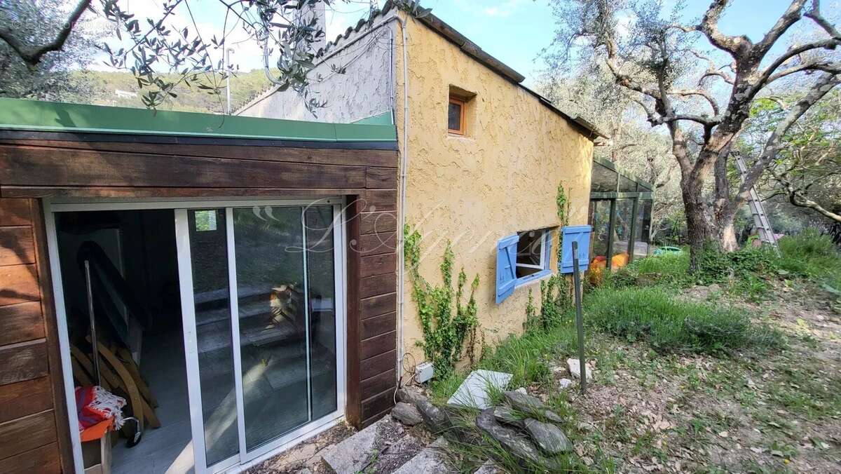 Maison à BERRE-LES-ALPES