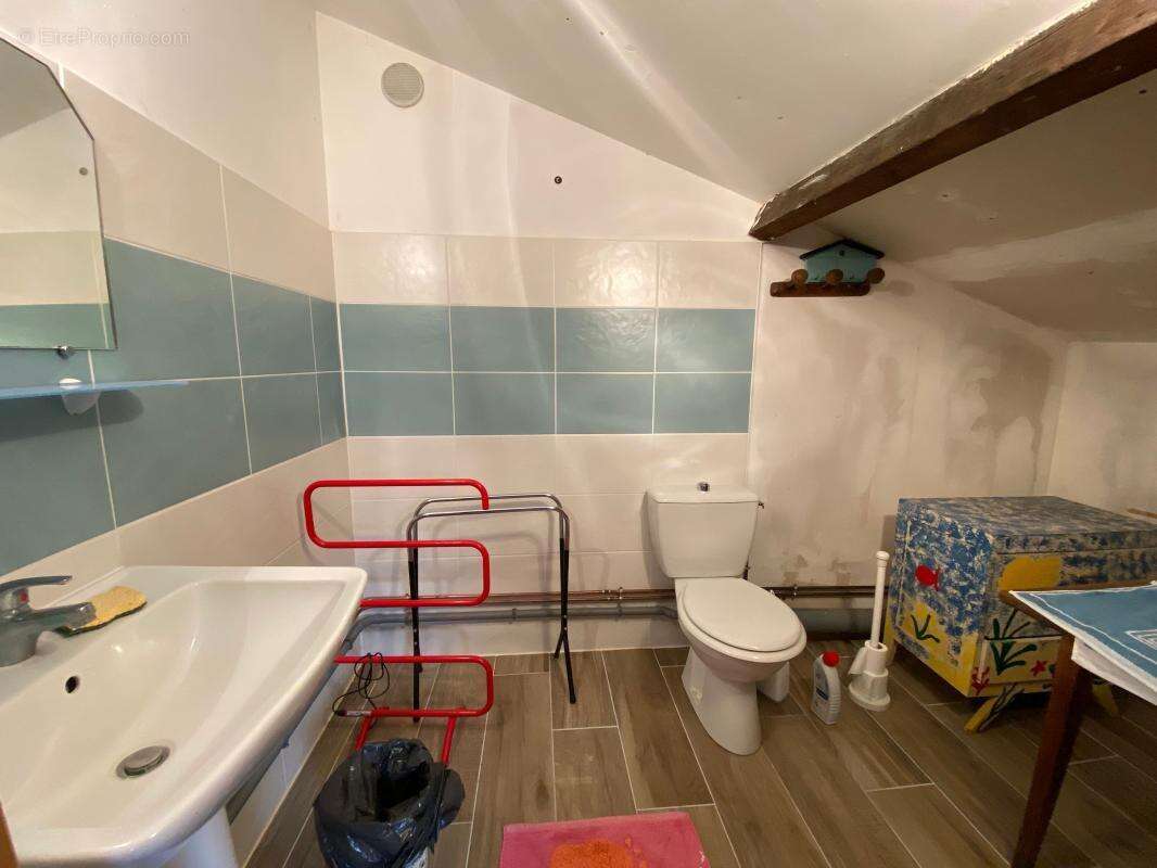 Maison à LES MATHES