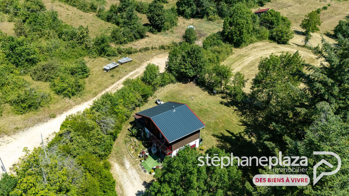 Maison Val d'Épy 3 pièces 60 m² - 3159 m² de terrain - photo 9