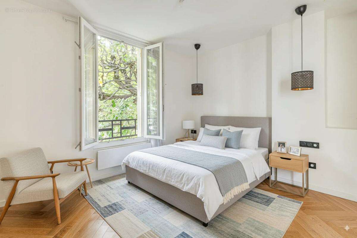 Maison à SAINT-MAUR-DES-FOSSES