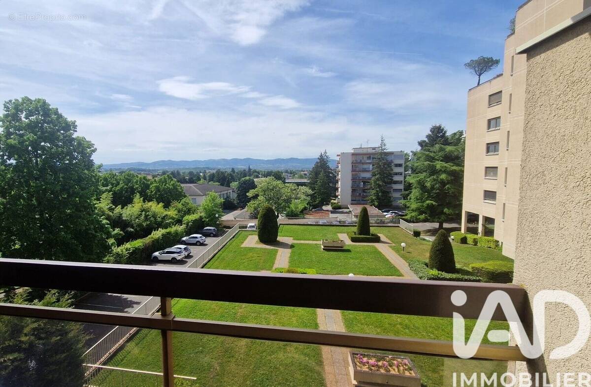 Photo 1 - Appartement à SAINTE-FOY-LES-LYON