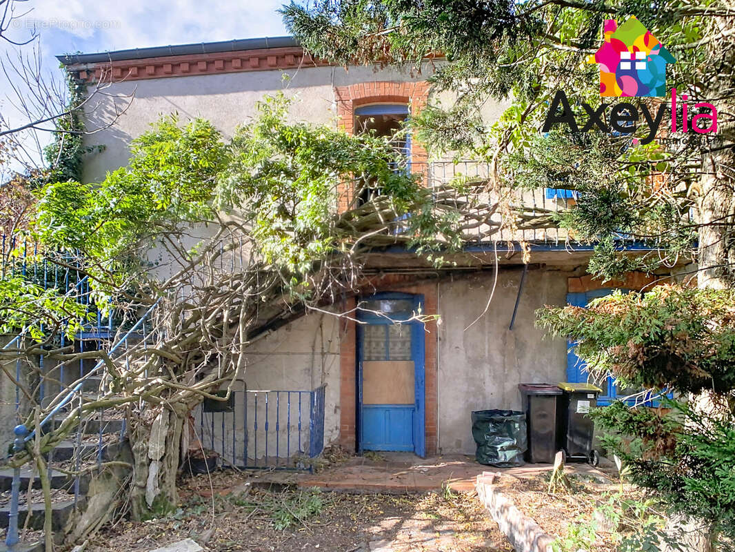 A vendre- roanne- maison à rénover entièrement composée de 2 appartements - photo 9