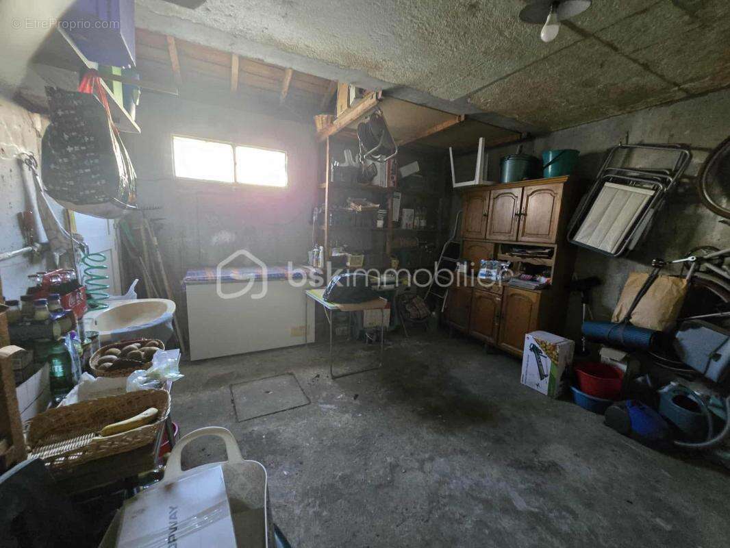 Maison à MONTELIMAR