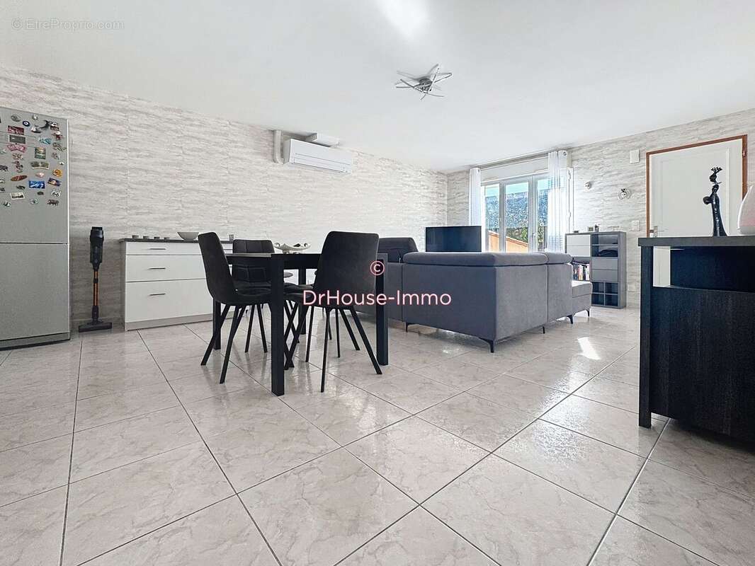 Maison à SAINTE-MARIE