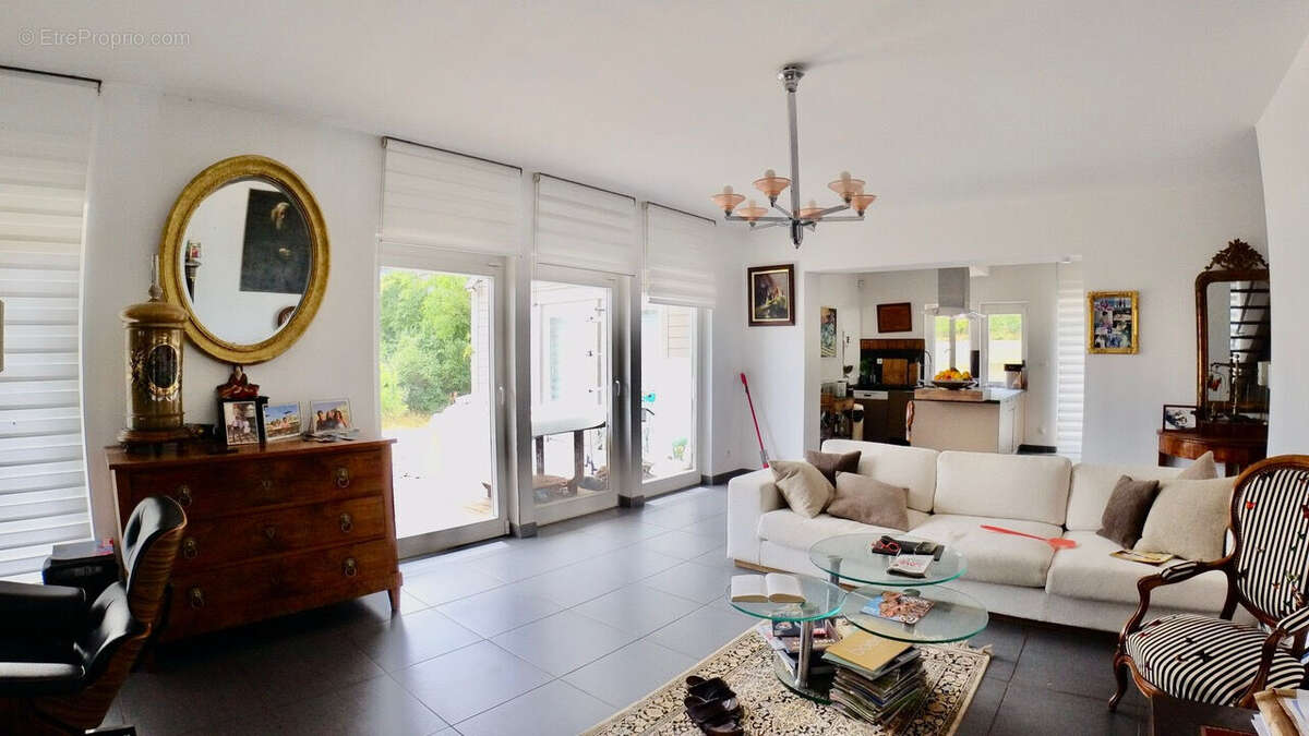 Rouffach maison 202m2 sur 12 ares - photo 2