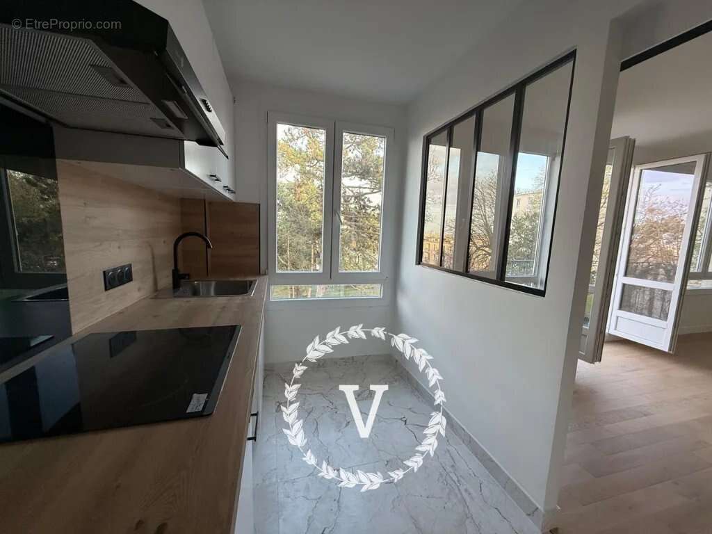 Appartement à RUEIL-MALMAISON