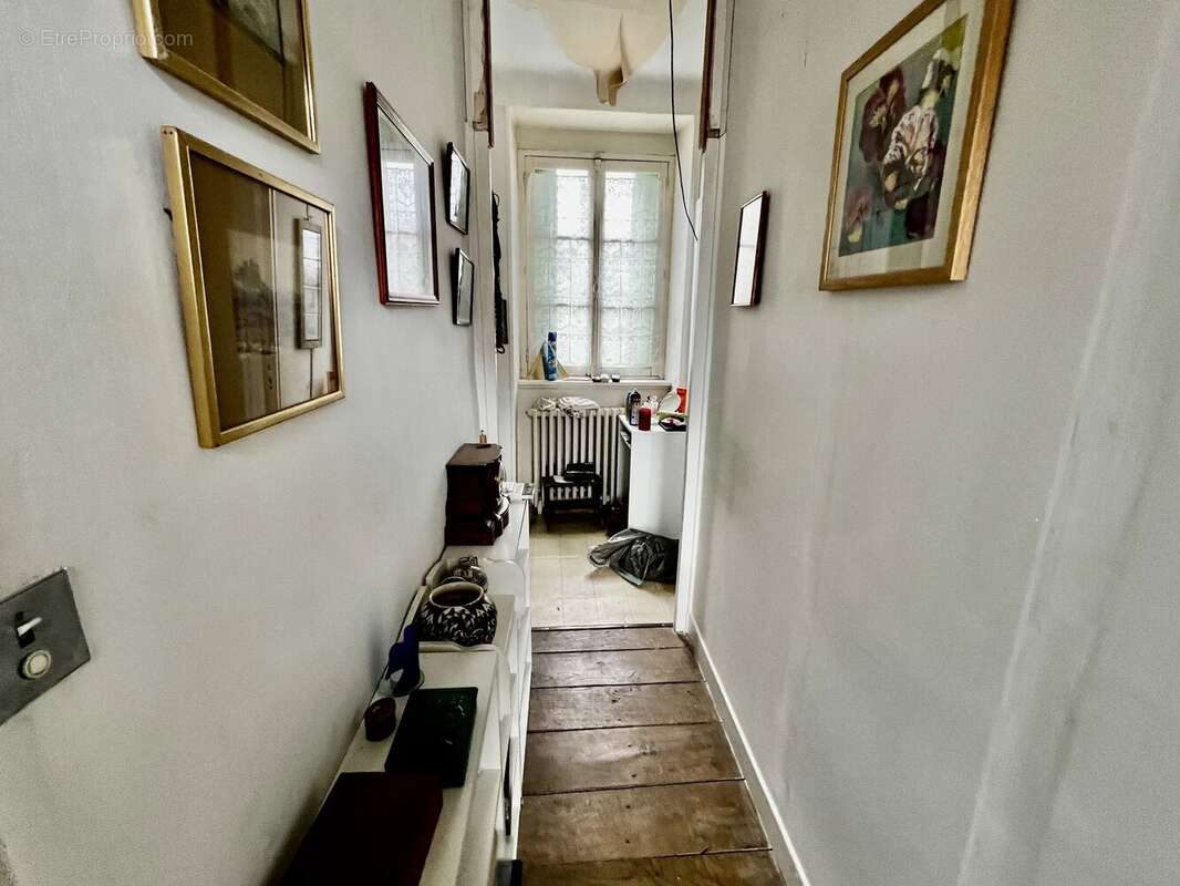 Maison à ARNAC-LA-POSTE