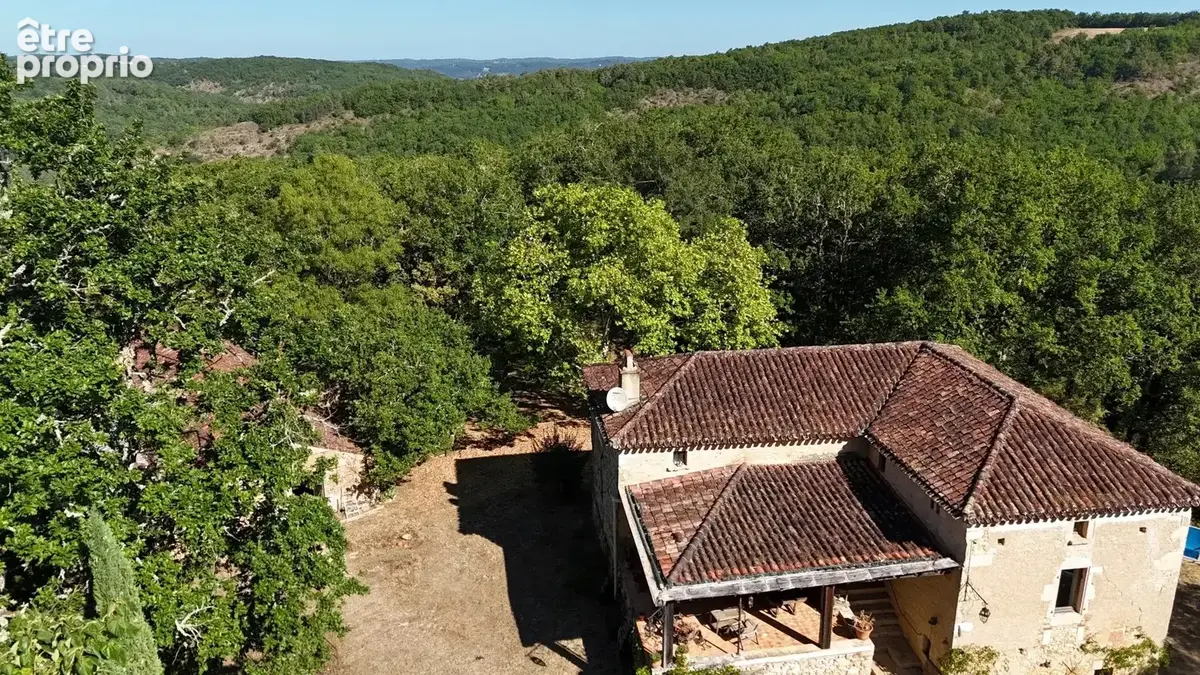 Ensemble immobilier en pierre avec 15 ha de terrain. - photo 20