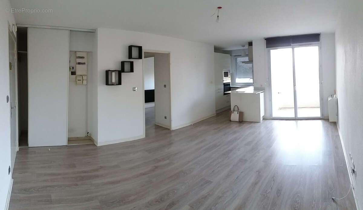 Appartement à CASTELGINEST