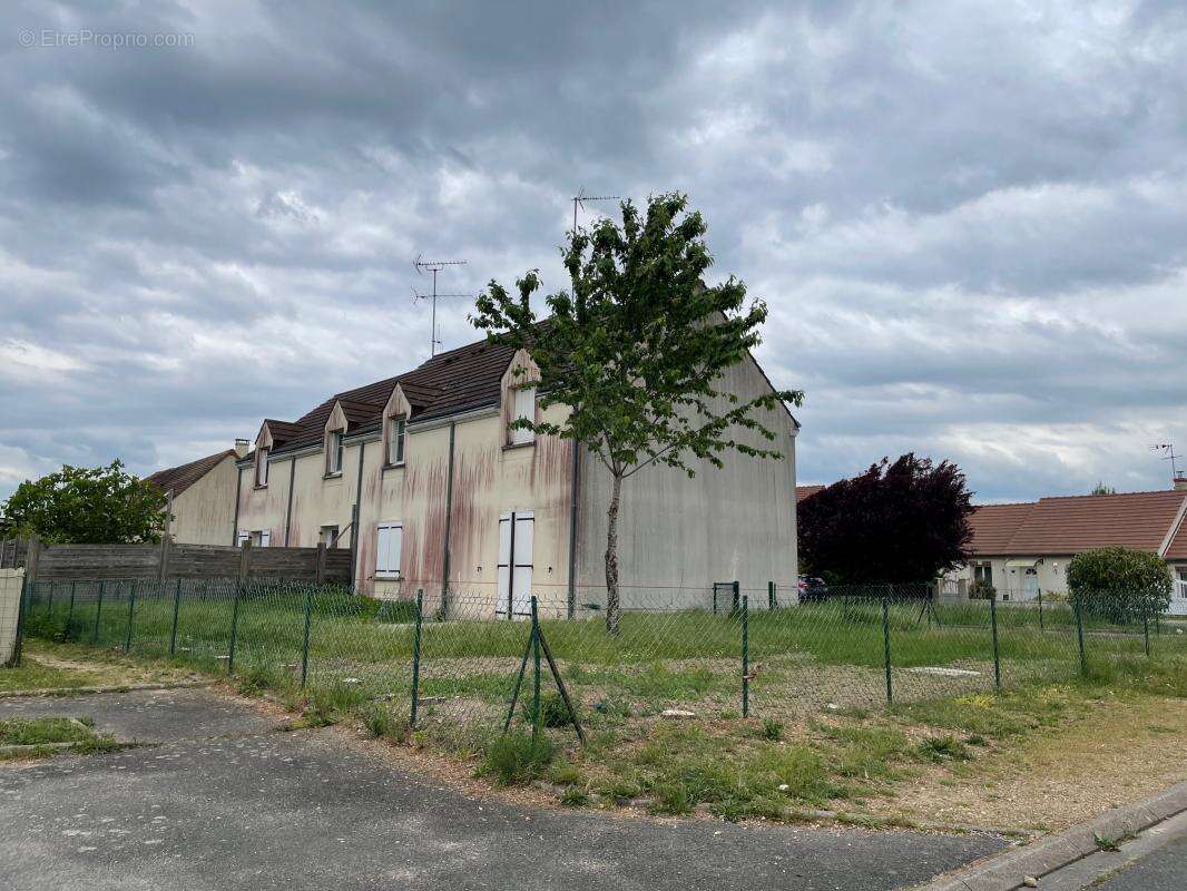 Maison à SULLY-SUR-LOIRE