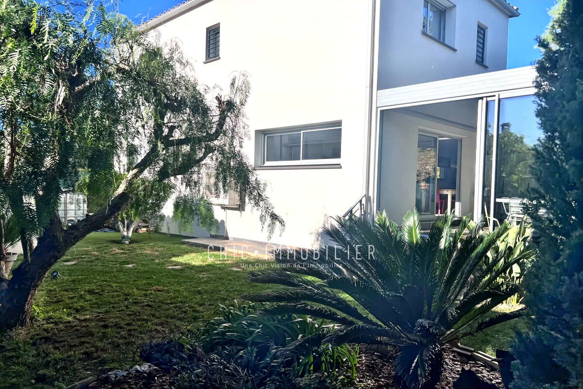 Maison à LATOUR-BAS-ELNE